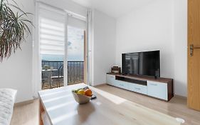 Apartment Mdm